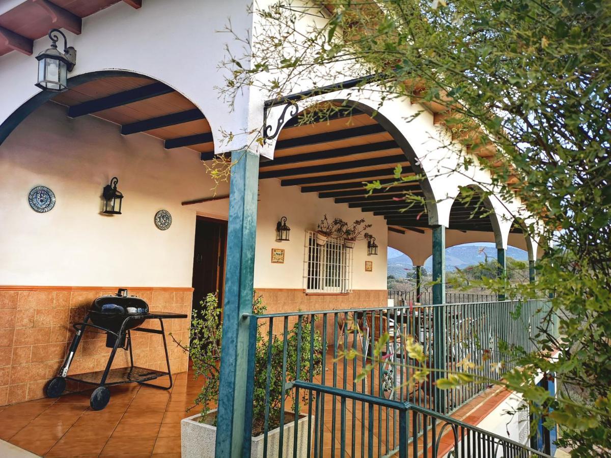 Finca Pil - Casa Rural Con Piscina Vendégház Ríogordo Kültér fotó