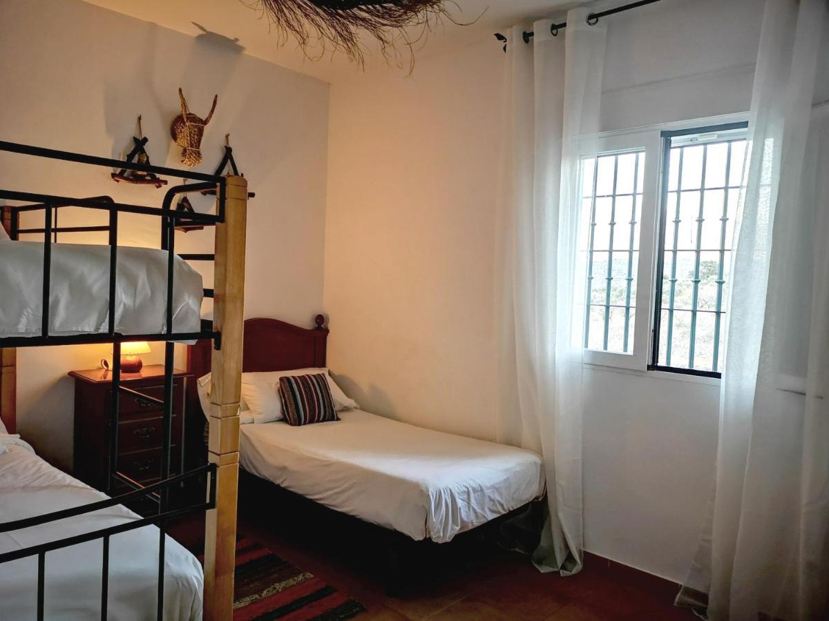 Finca Pil - Casa Rural Con Piscina Vendégház Ríogordo Kültér fotó