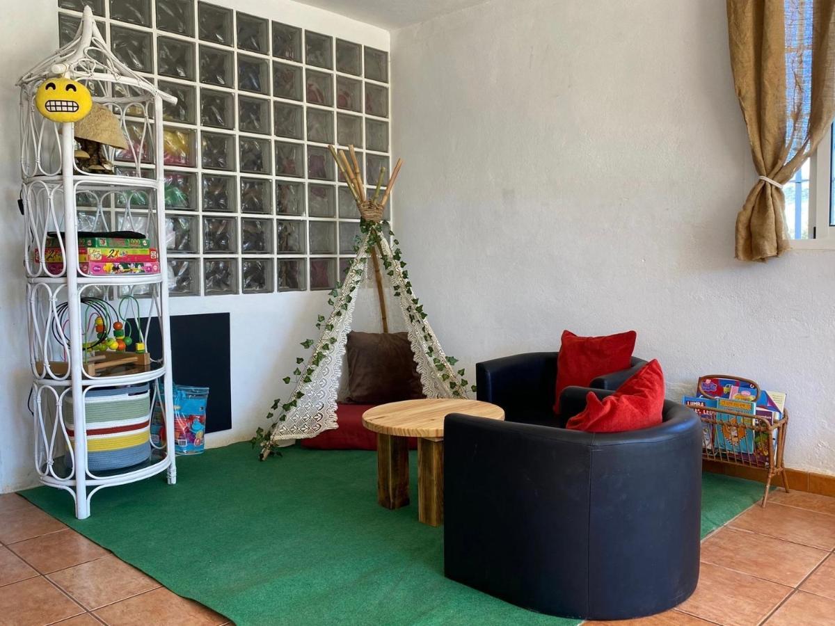 Finca Pil - Casa Rural Con Piscina Vendégház Ríogordo Kültér fotó